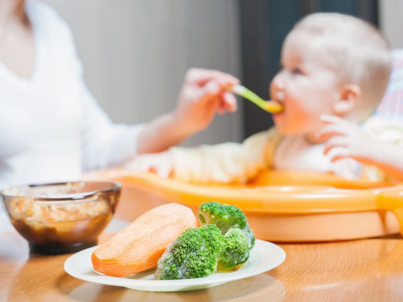 alimentación de un bebé